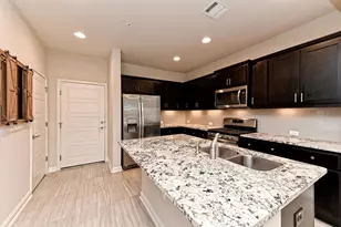 13800 Lyndhurst St, Austin, TX 78717 - Photo 8