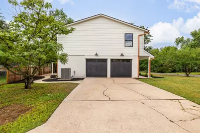 6905 N Creighton Lane, Austin, TX 78723 - Photo 32