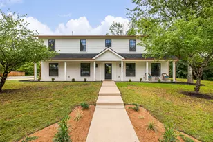 6905 N Creighton Ln, Austin, TX 78723 - Photo 1