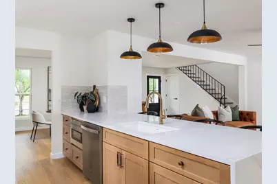 6905 N Creighton Lane, Austin, TX 78723 - Photo 10
