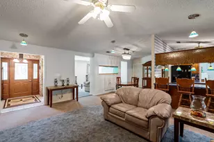 651 High Low Dr, New Braunfels, TX 78132 - Photo 4
