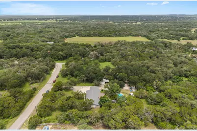 651 High Low Drive, New Braunfels, TX 78132 - Photo 38