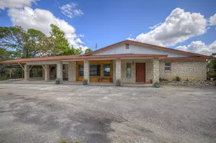 447 Madrona Dr Dr, New Braunfels, TX 78132 - Photo 2