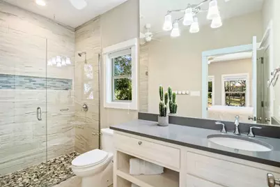 25400 Cove Drive, Spicewood, TX 78669 - Photo 12