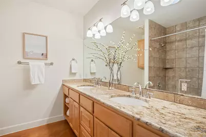 25400 Cove Drive, Spicewood, TX 78669 - Photo 20