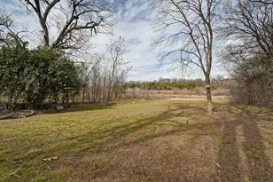6302 Thurgood Ave, Austin, TX 78721 - Photo 26