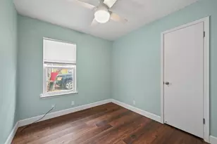 6302 Thurgood Ave, Austin, TX 78721 - Photo 14