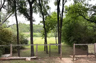 6302 Thurgood Ave, Austin, TX 78721 - Photo 4