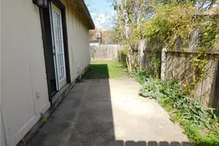 1900 Prairie Knoll Ct, Austin, TX 78758 - Photo 16