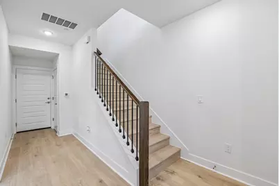200 W 56th Street #1104, Austin, TX 78751 - Photo 10