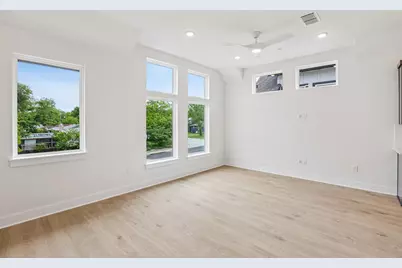 200 W 56th Street #1104, Austin, TX 78751 - Photo 10