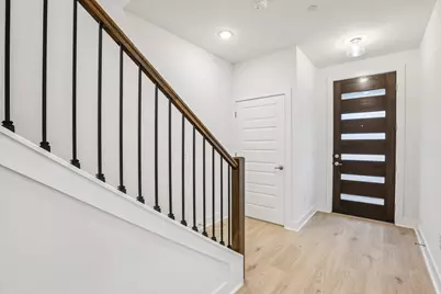 200 W 56th Street #1104, Austin, TX 78751 - Photo 6