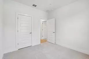 200 W 56th St, Austin, TX 78751 - Photo 22