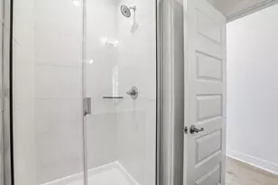 200 W 56th St, Austin, TX 78751 - Photo 20