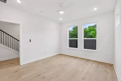 200 W 56th Street #1104, Austin, TX 78751 - Photo 6