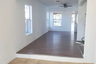 819 Rosehill Dr, San Antonio, TX 78213 - Photo 2