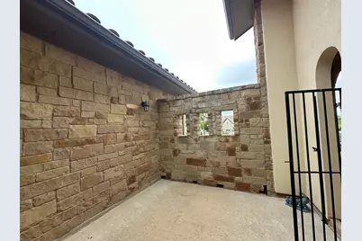 906 Madison Fork Drive, Lakeway, TX 78738 - Photo 4