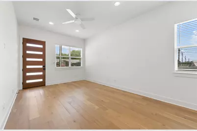 212 E 20th Street #212, Georgetown, TX 78626 - Photo 8