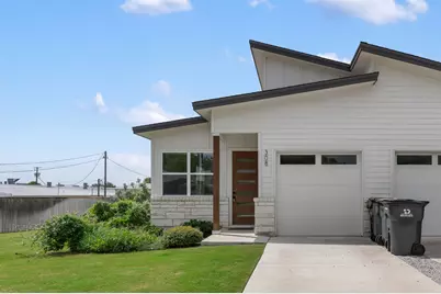 212 E 20th Street #212, Georgetown, TX 78626 - Photo 2