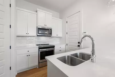 212 E 20th Street #212, Georgetown, TX 78626 - Photo 12