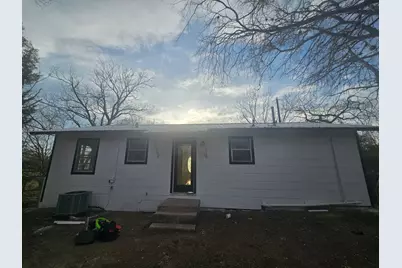 1300 Hondo Street, Lockhart, TX 78644 - Photo 20