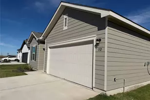 132 Rother Pl, Taylor, TX 76574 - Photo 2