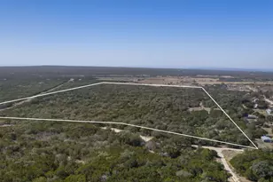 401 Hilltop Dr, Burnet, TX 78611 - Photo 4