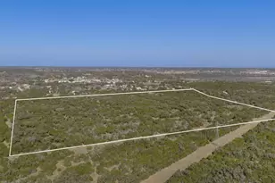 401 Hilltop Dr, Burnet, TX 78611 - Photo 8
