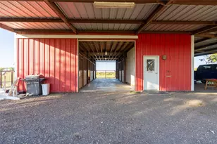 1050 Co Rd 129, Taylor, TX 76574 - Photo 26