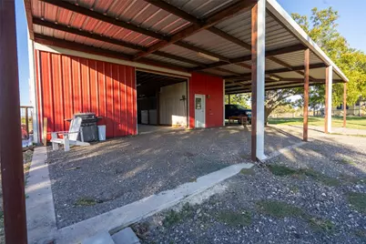 1050 County Road 129 #B, Taylor, TX 76574 - Photo 24