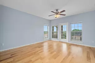 6810 Deatonhill Dr, Austin, TX 78745 - Photo 4