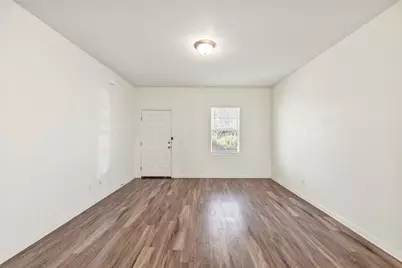 850 Bunton Reserve Boulevard, Kyle, TX 78640 - Photo 12