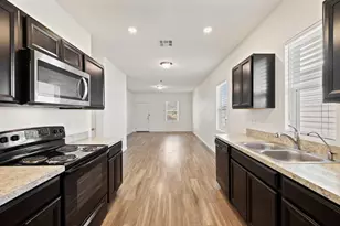850 Bunton Reserve Blvd, Kyle, TX 78640 - Photo 18