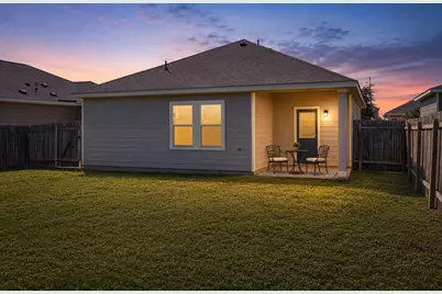 850 Bunton Reserve Boulevard, Kyle, TX 78640 - Photo 4