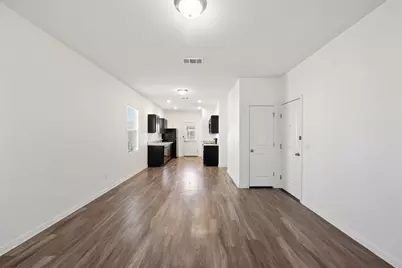 850 Bunton Reserve Boulevard, Kyle, TX 78640 - Photo 12