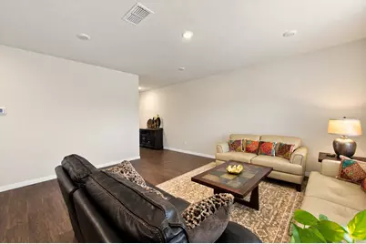 20204 Heinrich Lane, Manor, TX 78653 - Photo 10