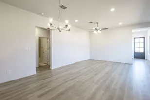 506 Menlo Cir, Liberty Hill, TX 78642 - Photo 8