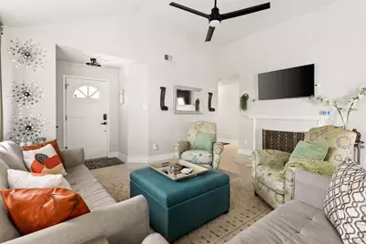 5400 S Alexis Cove S, Austin, TX 78741 - Photo 10