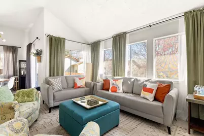 5400 S Alexis Cove S, Austin, TX 78741 - Photo 8