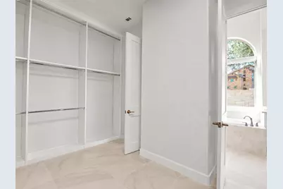 960 Indian Hawthorne Drive #V, Georgetown, TX 78628 - Photo 16