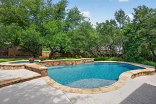 8025 Levata Dr, Austin, TX 78739 - Photo 2