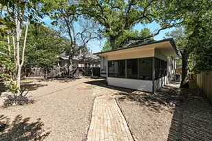 1006 Shelley Ave, Austin, TX 78703 - Photo 24