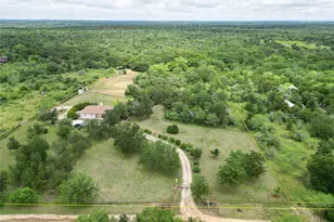 194 Rabbit Trail, Dale, TX 78616 - Photo 34