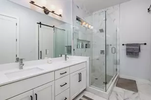 2909 E 3rd St, Austin, TX 78702 - Photo 14