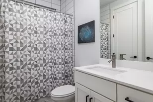 2909 E 3rd St, Austin, TX 78702 - Photo 18