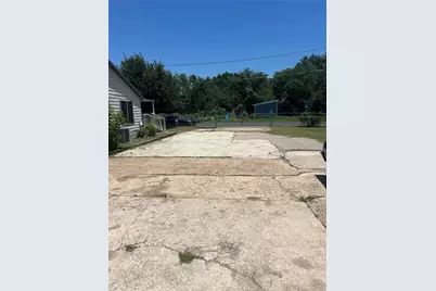6405 Torres Street, Austin, TX 78741 - Photo 14