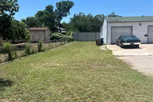 6405 Torres St, Austin, TX 78741 - Photo 12