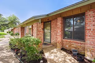 9622 Covey Ridge Ln, Austin, TX 78758 - Photo 2
