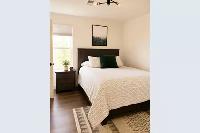 9002 Lodge Court, Austin, TX 78758 - Photo 12