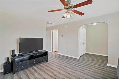 4602 Senda Lane, Austin, TX 78725 - Photo 4